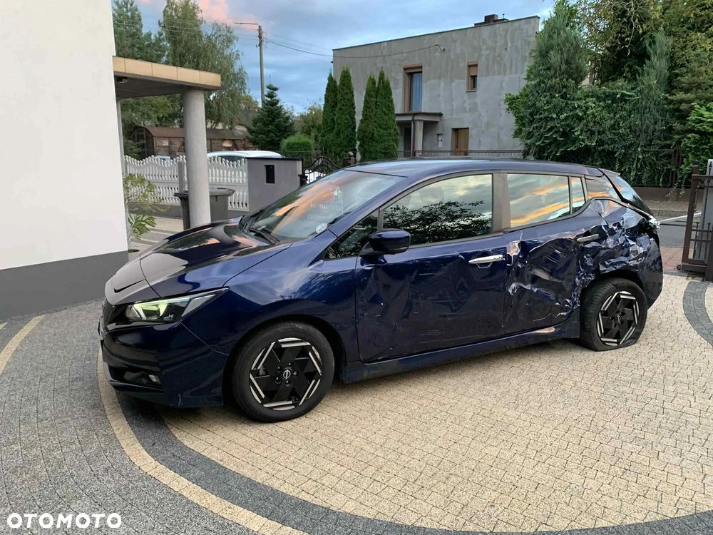 Nissan Leaf 40 kWh TEKNA - 33