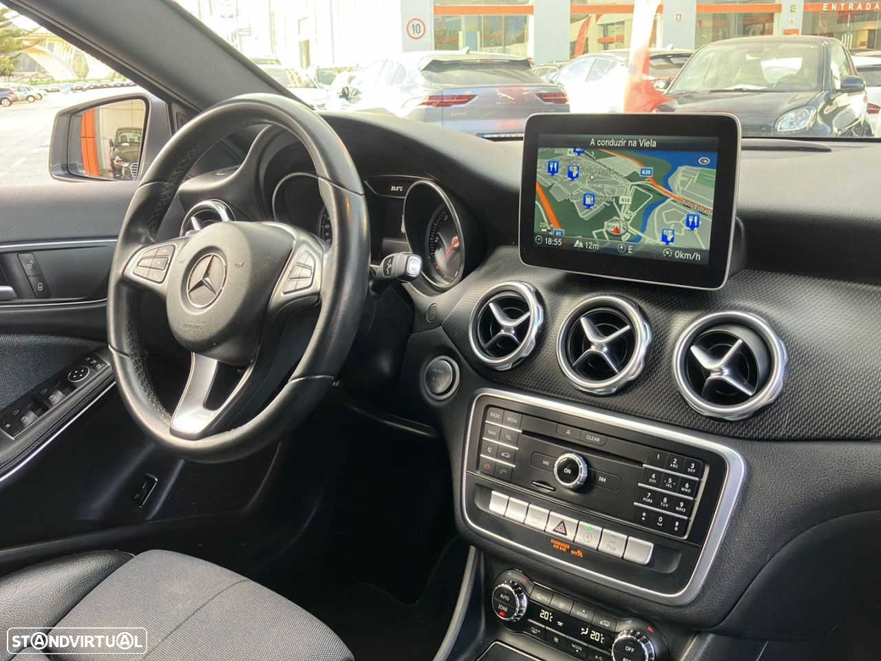 Mercedes-Benz GLA 180 CDi Urban Aut. - 13