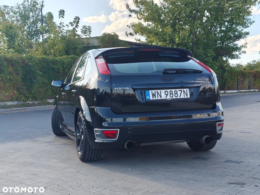 Ford Focus 2.5 ST - 5