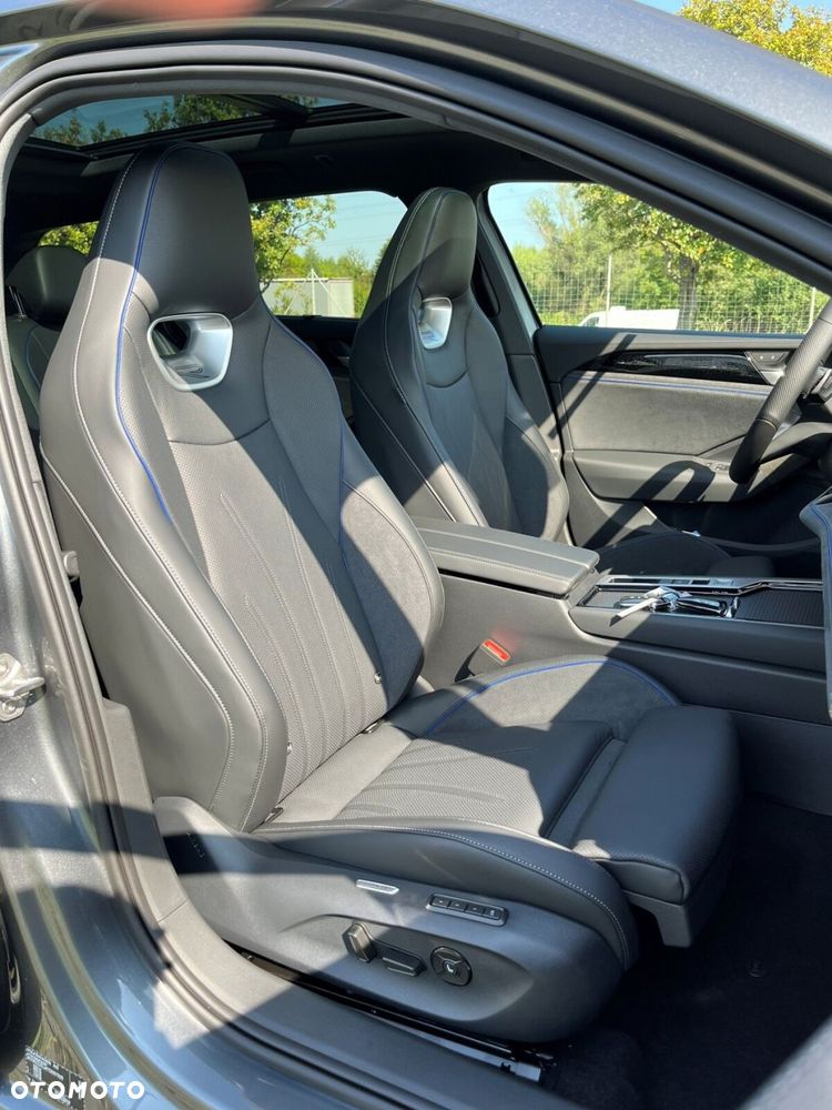 Volkswagen Passat - 10