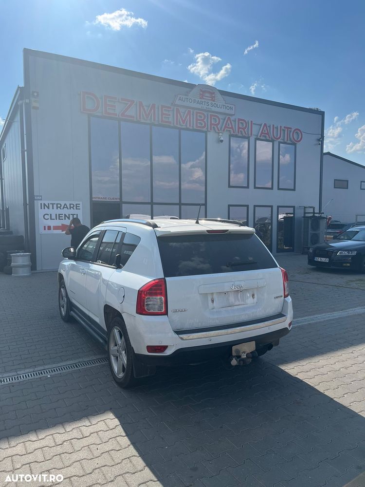 Dezmembram Jeep Compass 2.2 diesel din 2012 - 3