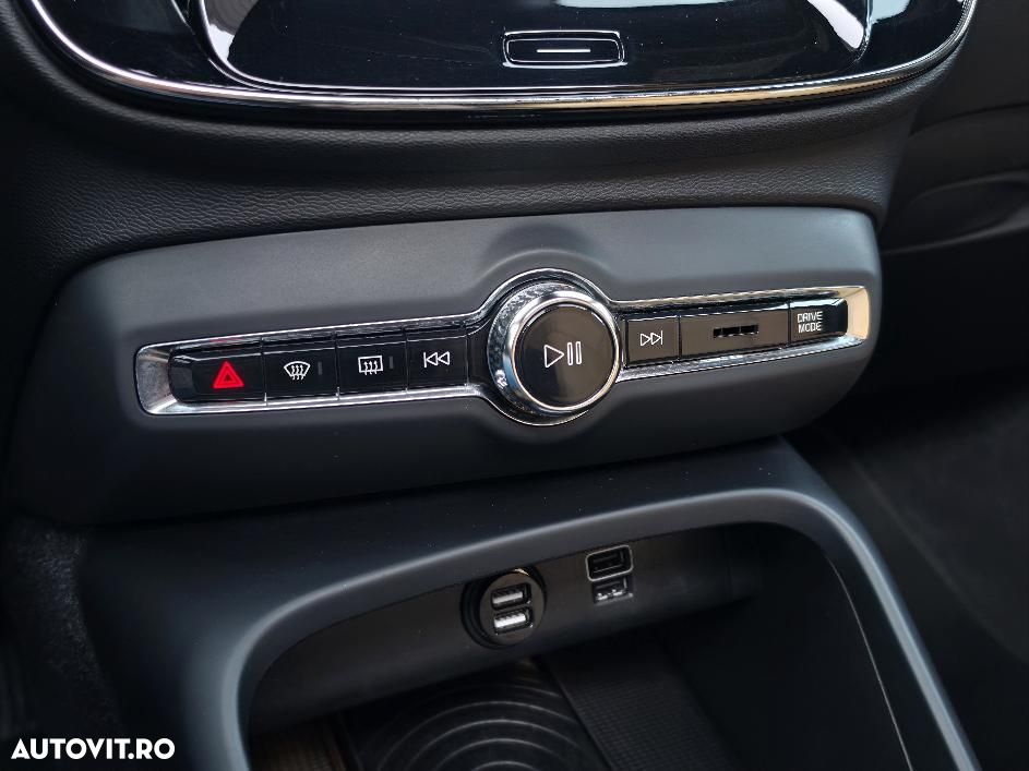 Volvo XC 40 D4 AWD Geartronic Inscription - 27