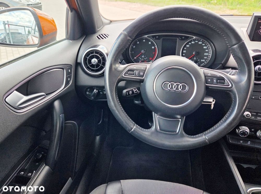 Audi A1 Sportback 1.4 TFSI Attraction - 39