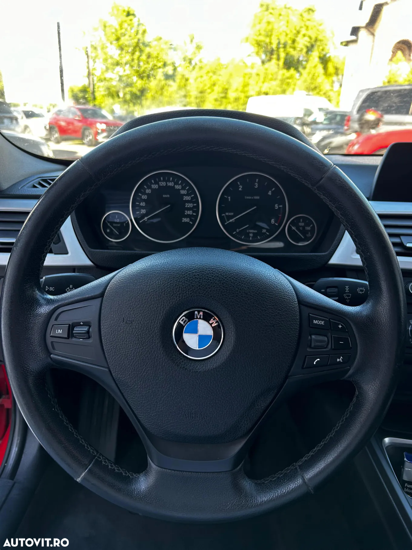 BMW Seria 3 318d - 6
