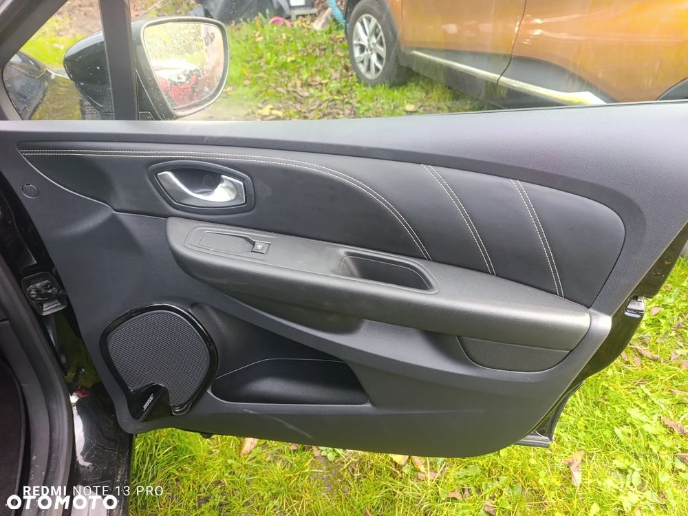 Renault Clio - 26