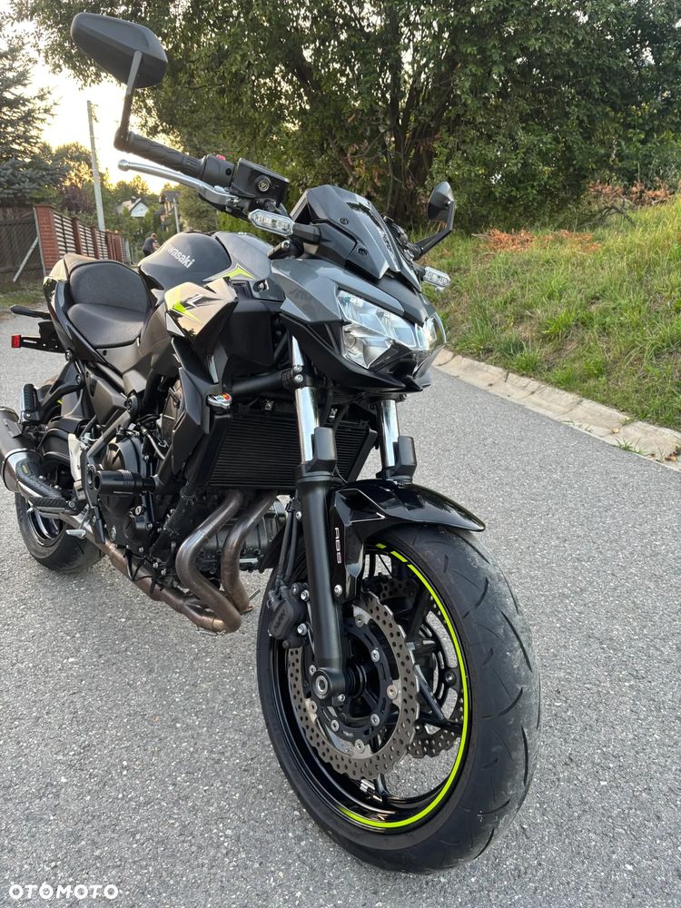 Kawasaki Z 650 - 15