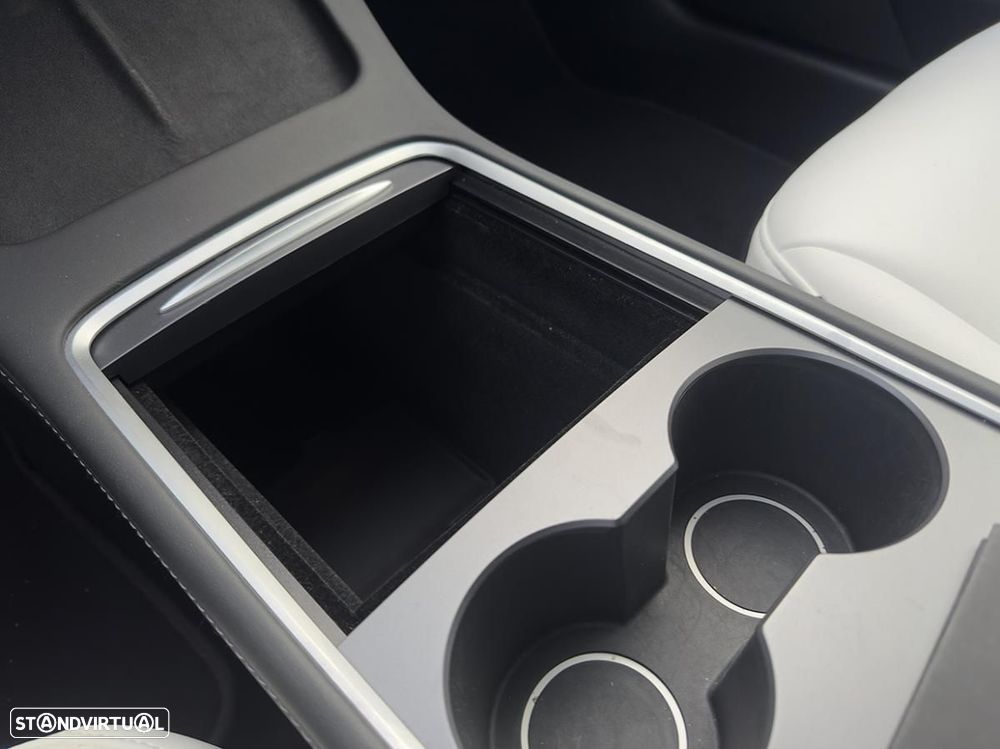 Tesla Model 3 Standard Range Plus RWD - 25