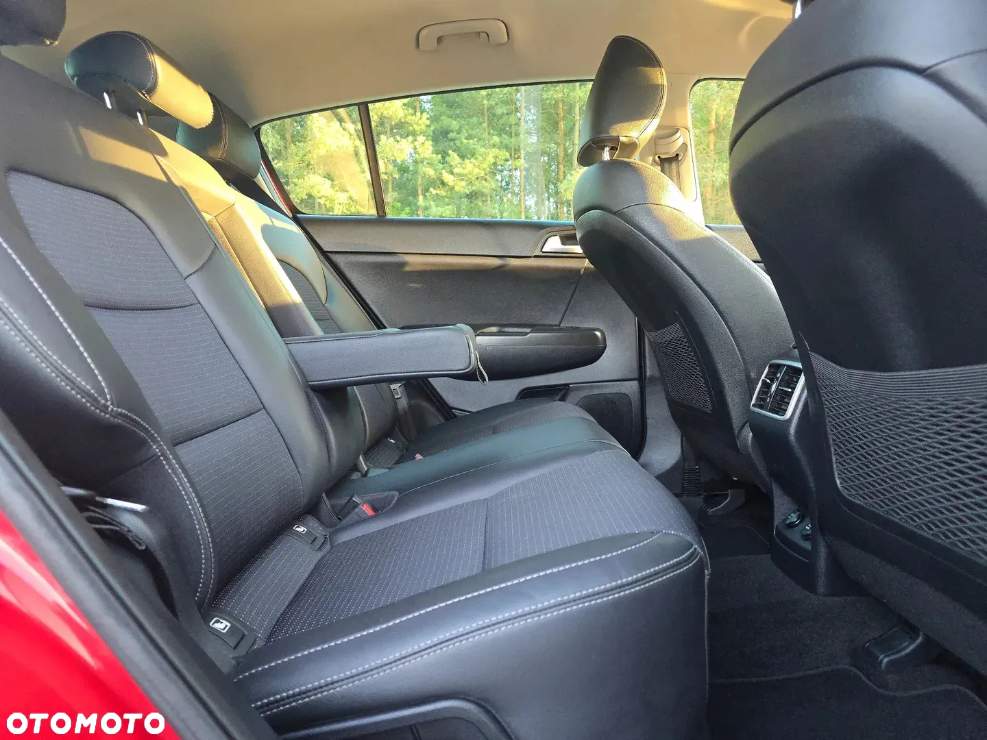 Kia Sportage 2,0 CRDI 2WD ISG Spirit - 27