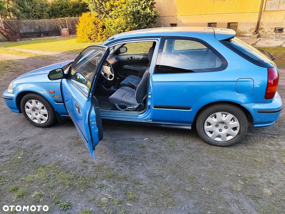 Honda Civic 1.4i - 8