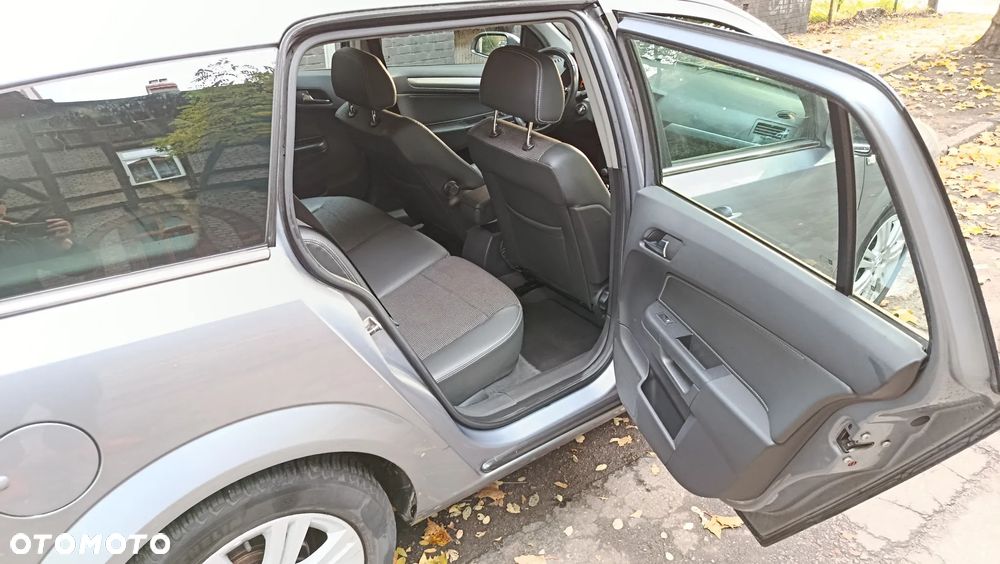 2008 Opel Astra, photograph 10