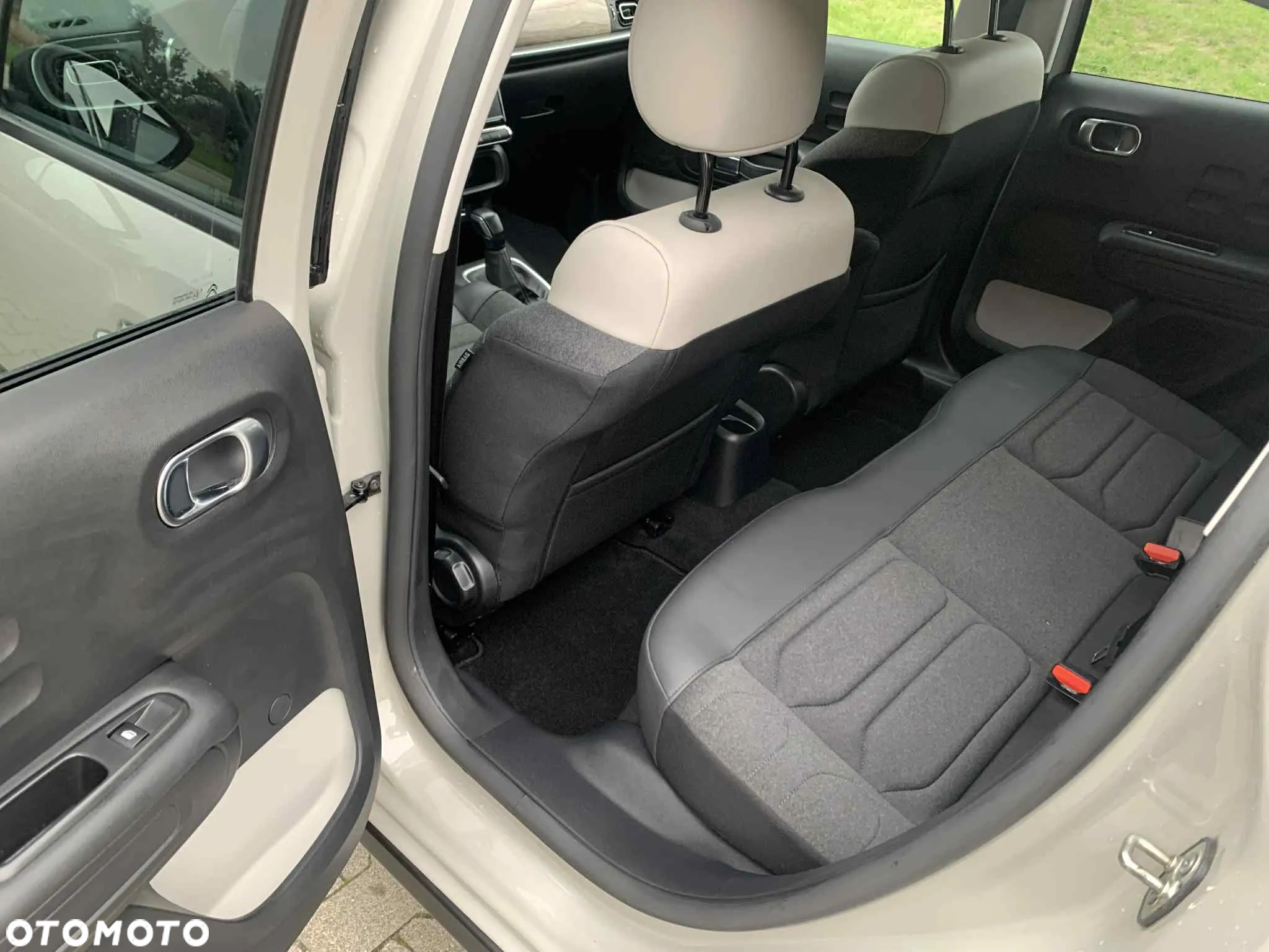 Citroën C3 Pure Tech 82 SHINE - 12