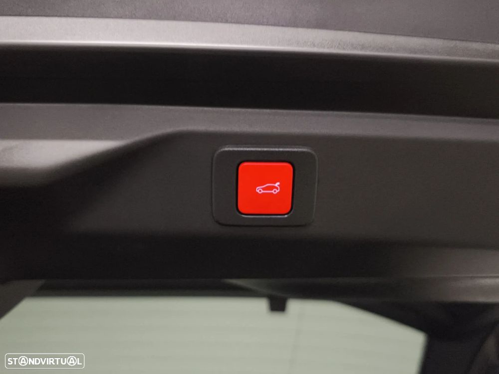 Peugeot 3008 1.2 Hybrid GT e-DCS6 - 30