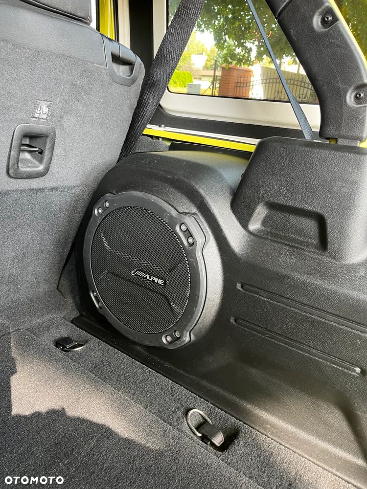 Jeep Wrangler - 10