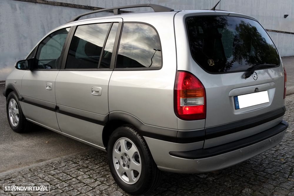 Opel Zafira 2.0 DTi Elegance - 22