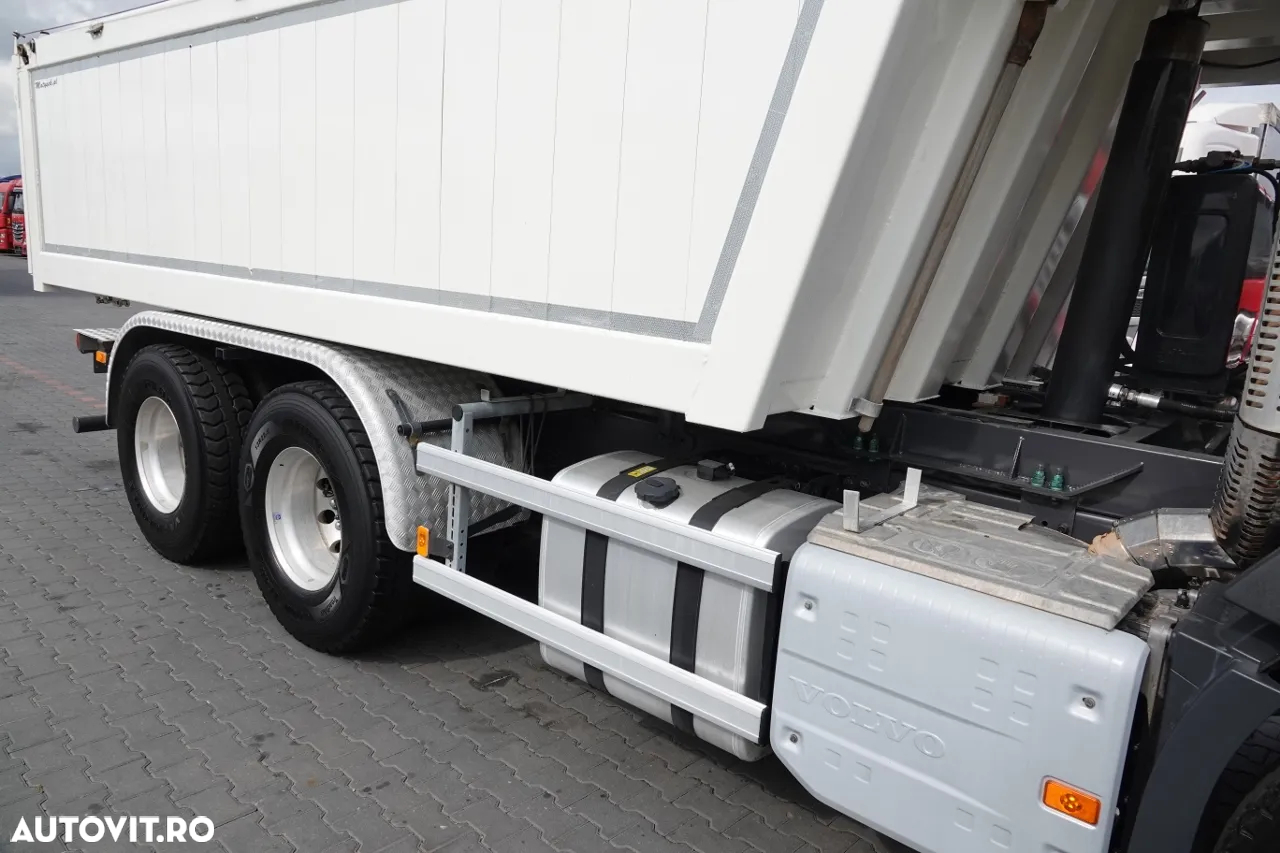 Volvo FMX 380 / 6x4 / CAMION BASCULANTE / 2019/ AXIE ELEVABILĂ / CAPACITATE DE ÎNCĂRCARE: 15.500 KG / GREUTATE: 10.500 KG / BASCULANĂ SPATE / EURO 6 / - 22