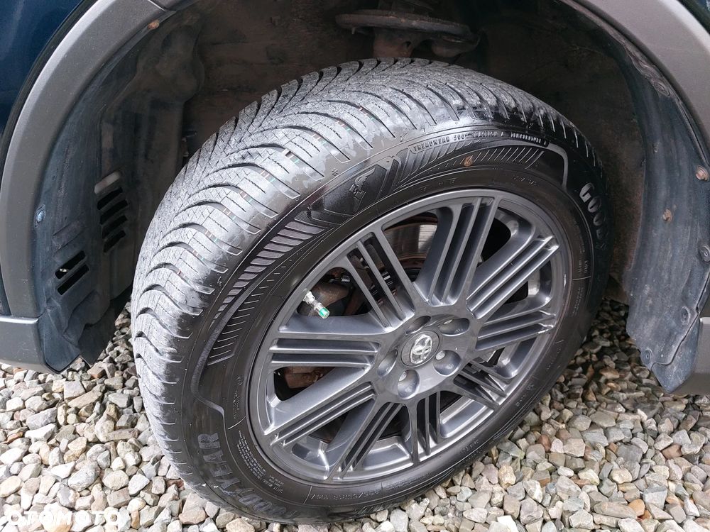 Toyota RAV4 Hybrid Platinum 4x2 - 30