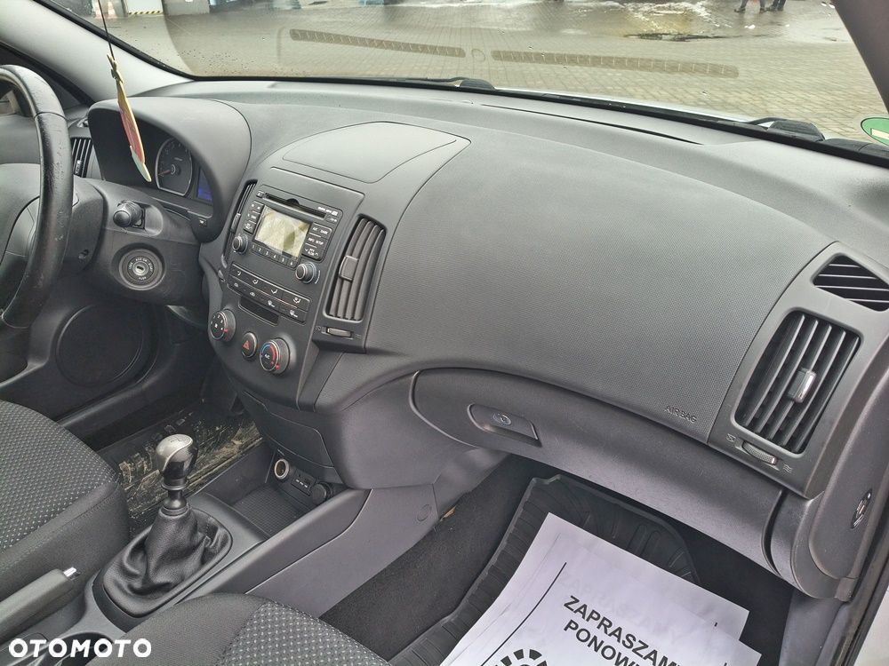 Hyundai i30 1.6 blue Classic - 22