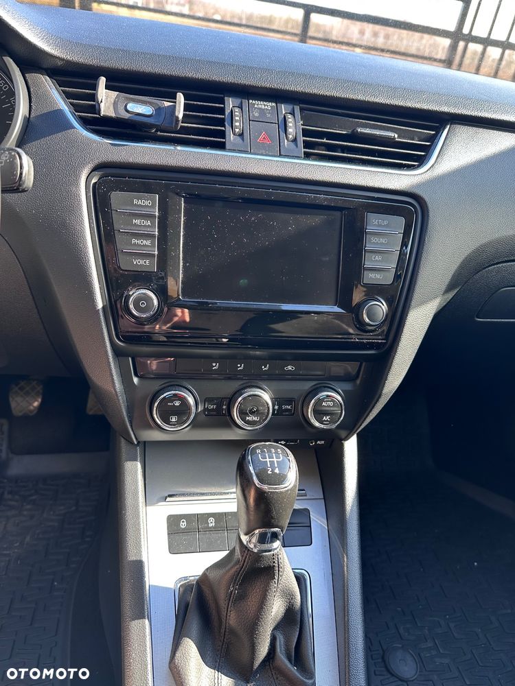 Skoda Octavia 1.6 TDI Ambition - 8