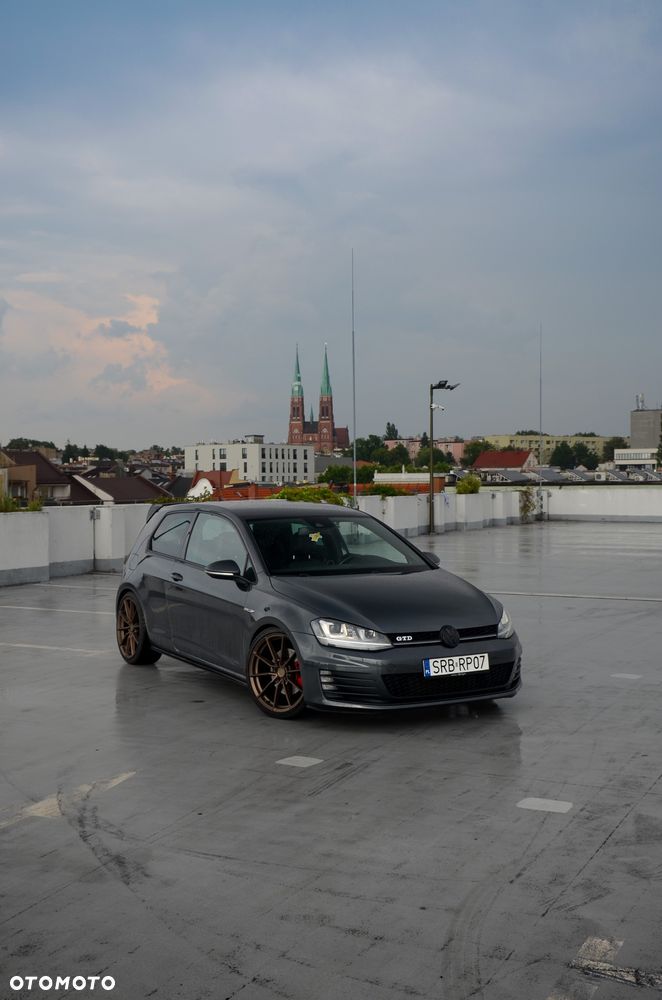 Volkswagen Golf 2.0 TDI BMT GTD - 2