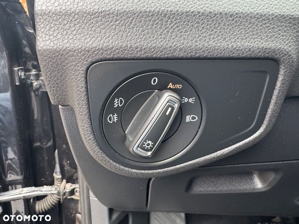 Volkswagen Golf Sportsvan 1.4 TSI (BlueMotion Technology) DSG Highline - 25