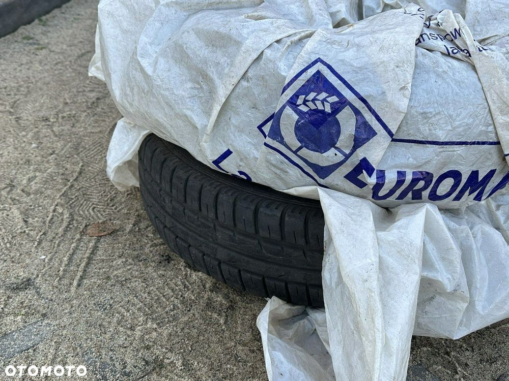 Ford Fiesta - 12