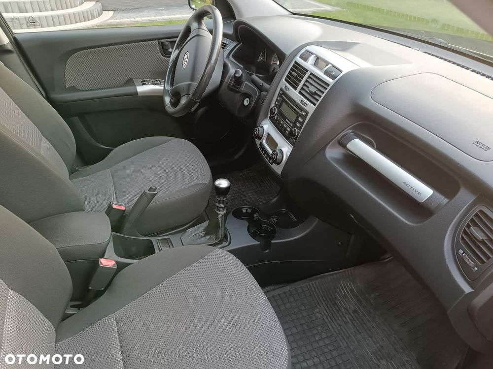 Kia Sportage 2.0 CRDI 2WD Cup - 27