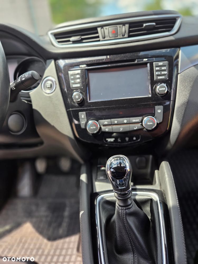 Nissan Qashqai 1.3 DIG-T ZAMA - 12
