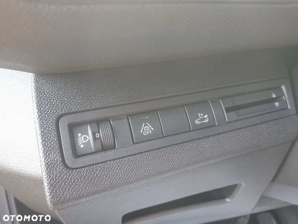 Peugeot 3008 1.2 PureTech Allure Pack S&S EAT8 - 14