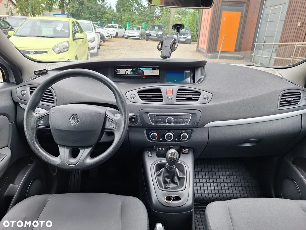 Renault Scenic 1.6 16V 110 TomTom Edition - 23