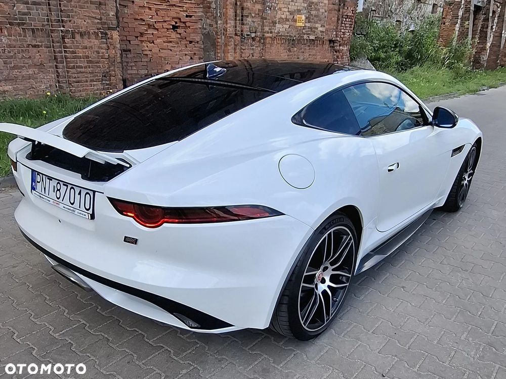 Jaguar F-Type - 4