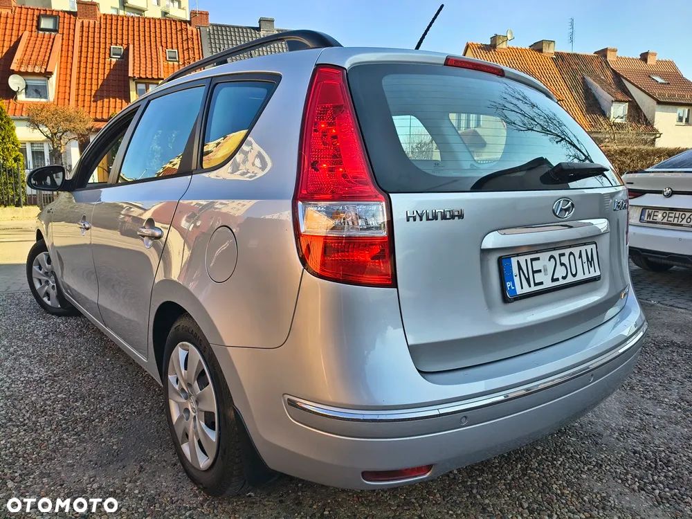 Hyundai i30 1.6 blue Classic - 6