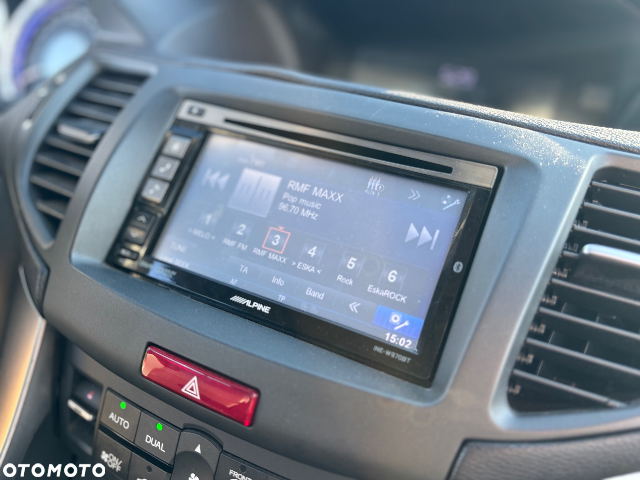 Honda Accord 2.0 Executive - 21