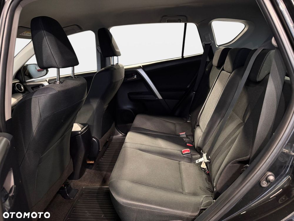 Toyota RAV4 - 13
