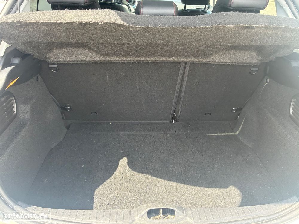 Peugeot 208 1.2 PureTech GT Line - 19