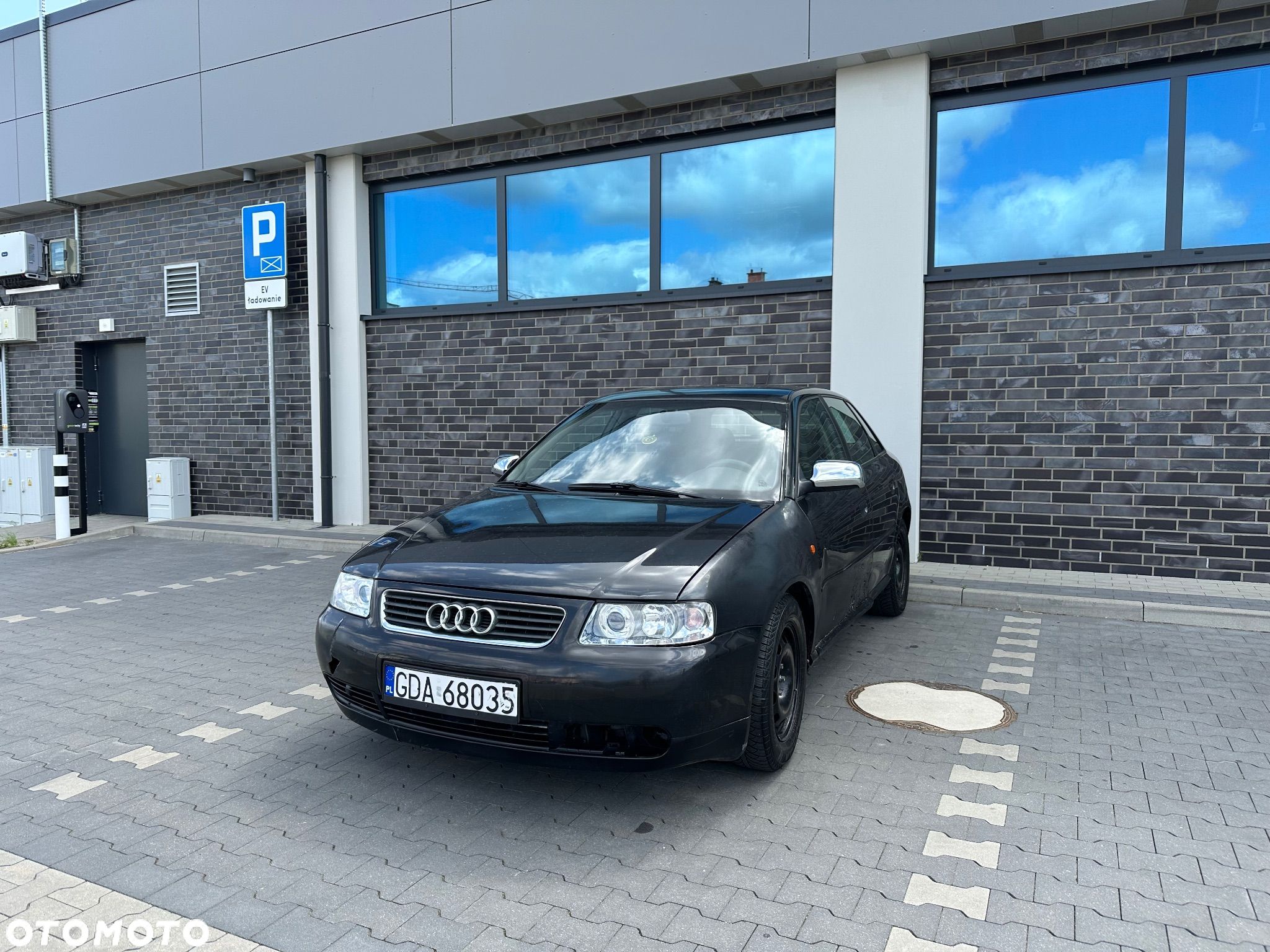 Audi A3 1.6 Attraction - 1