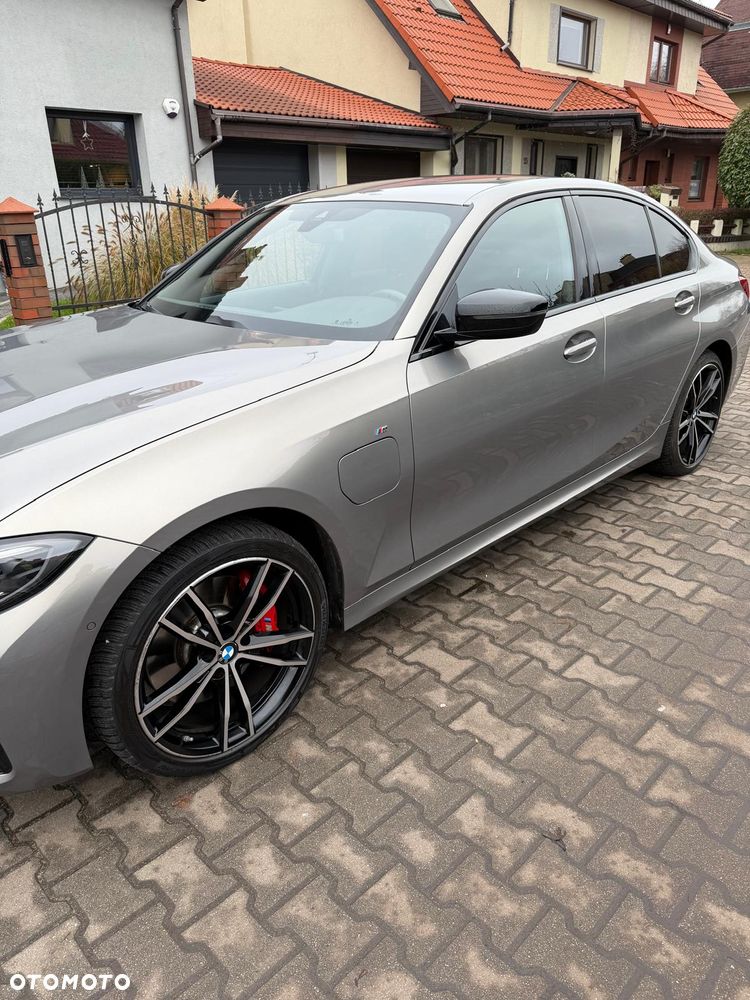 BMW Seria 3 330e xDrive M Sport sport - 6