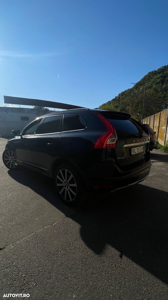 Volvo XC 60 D4 AWD Geartronic Summum - 5