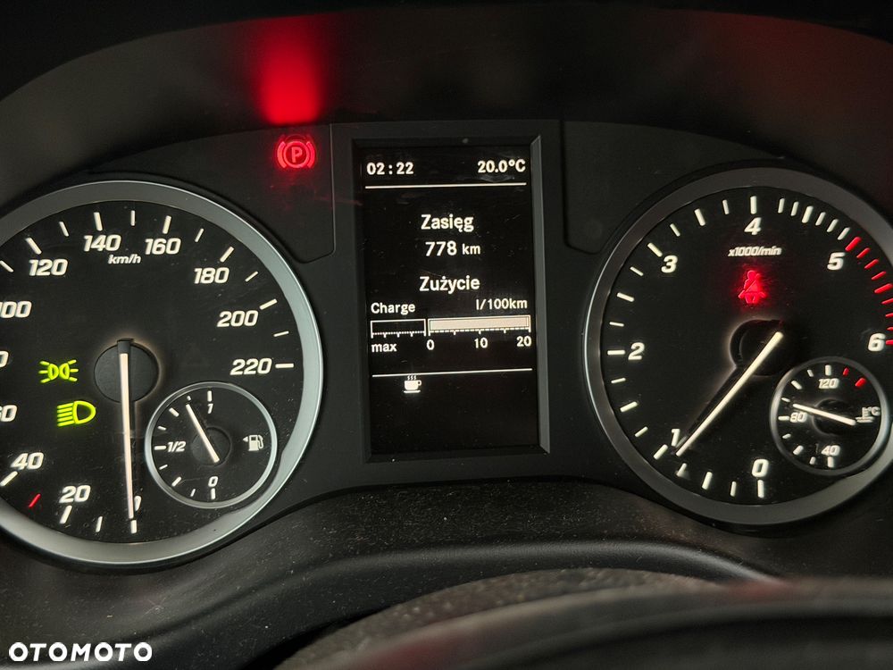 Mercedes-Benz Vito - 15