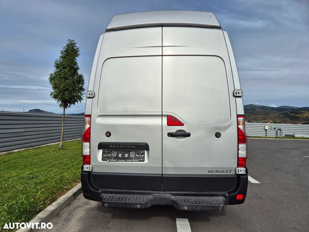 Renault Master - 10