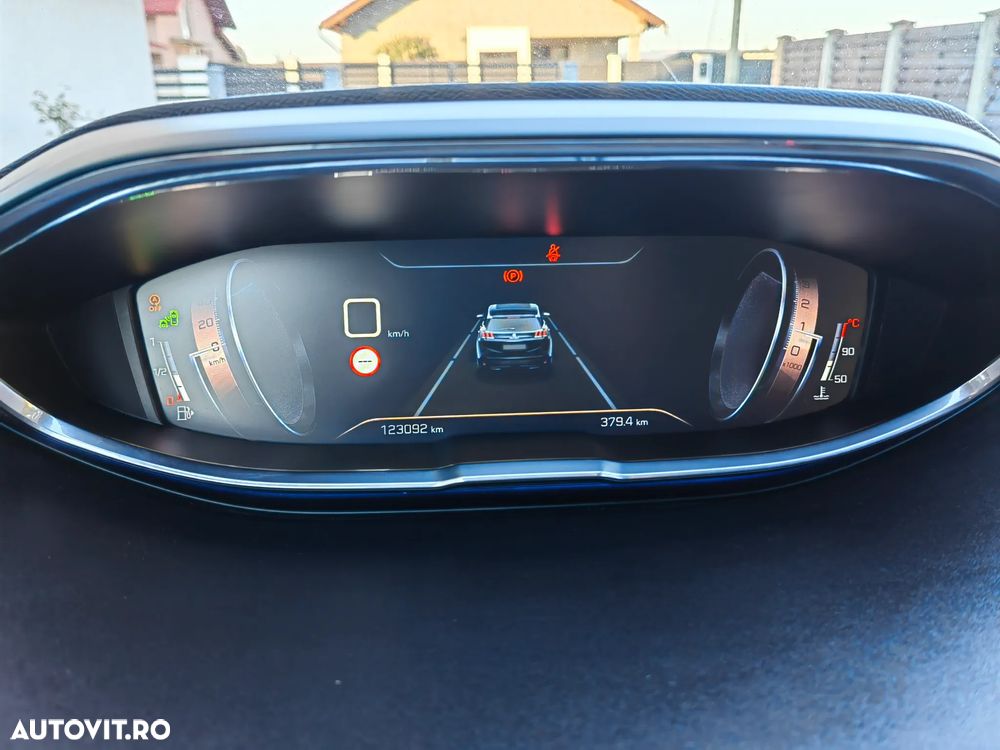 Peugeot 3008 2.0 BlueHDI S&S GT-Line - 25