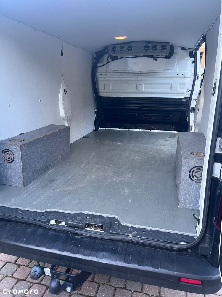 Opel Vivaro - 7