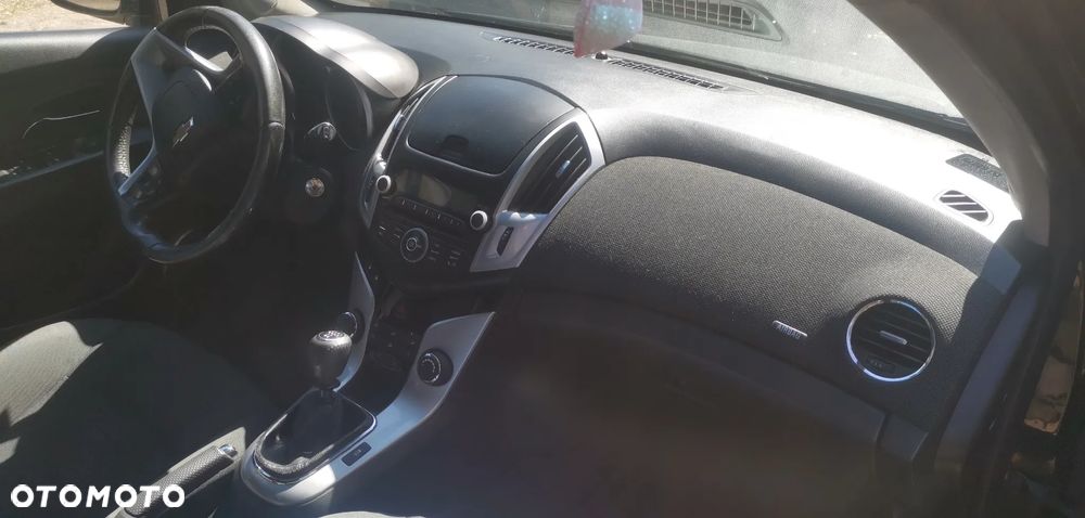 Chevrolet Cruze 1.8 Base - 5