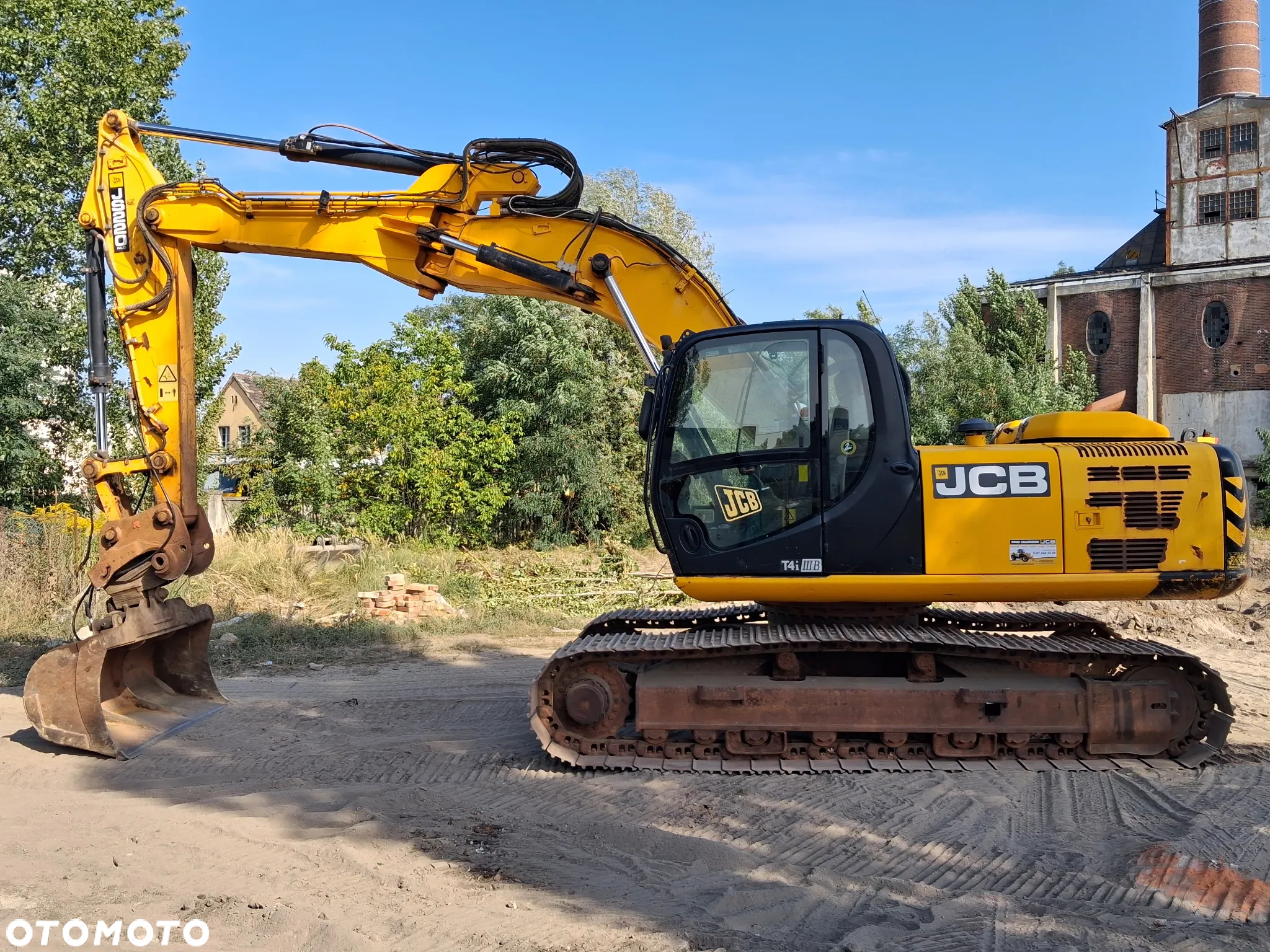JCB JS 220 NLC T4 - 2