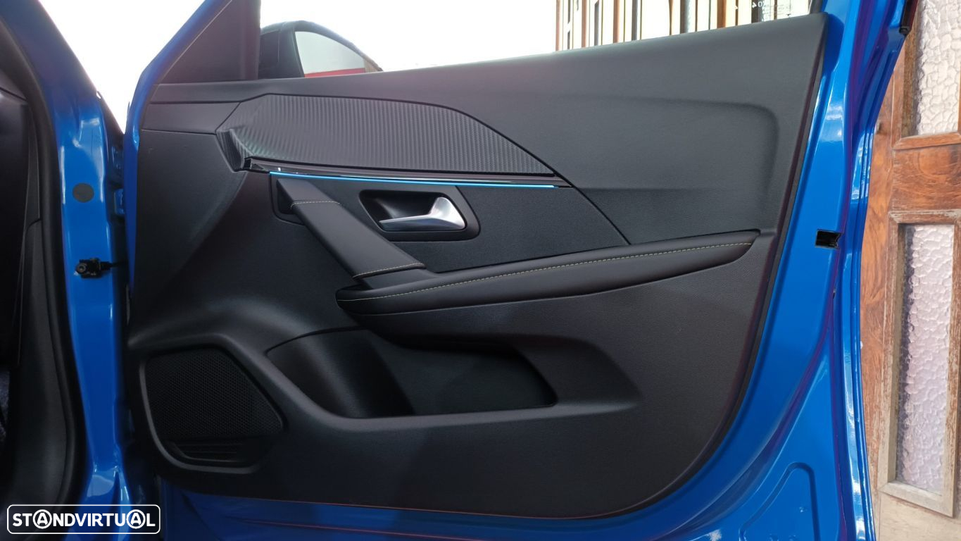 Peugeot e-208 GT - 56