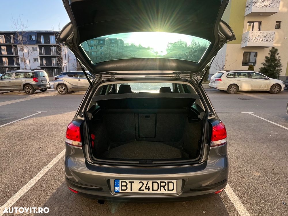 Volkswagen Golf 1.6 TDI DPF Comfortline - 13