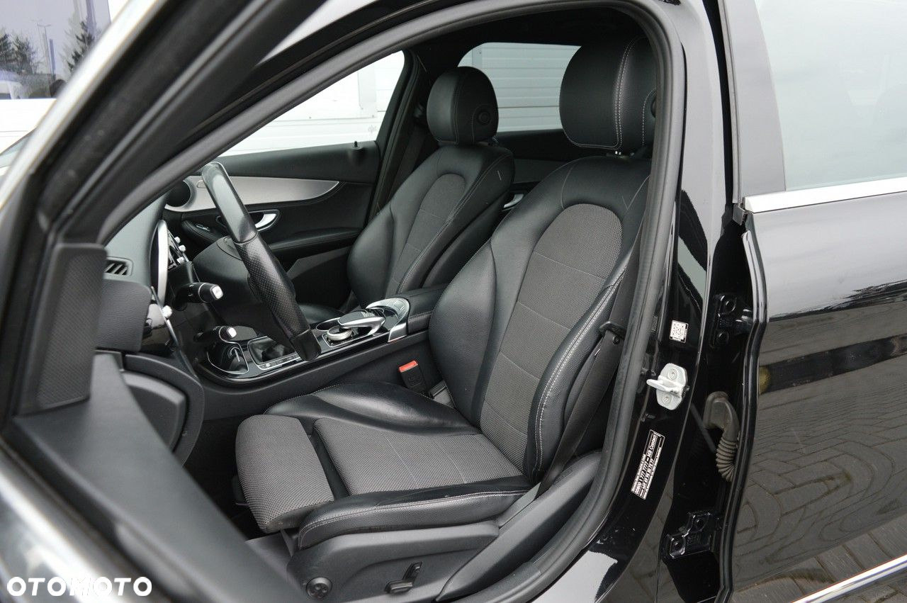 Mercedes-Benz Klasa C 200 (BlueTEC) d T Exclusive - 15