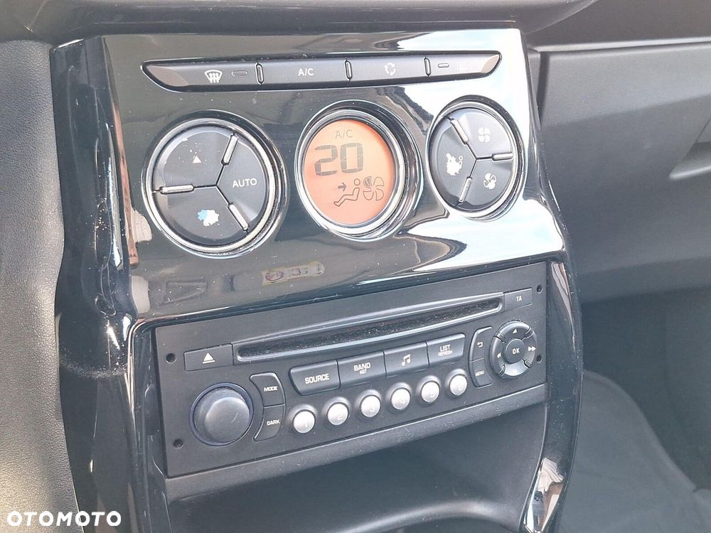 Citroën C3 1.2 PureTech Exclusive - 17