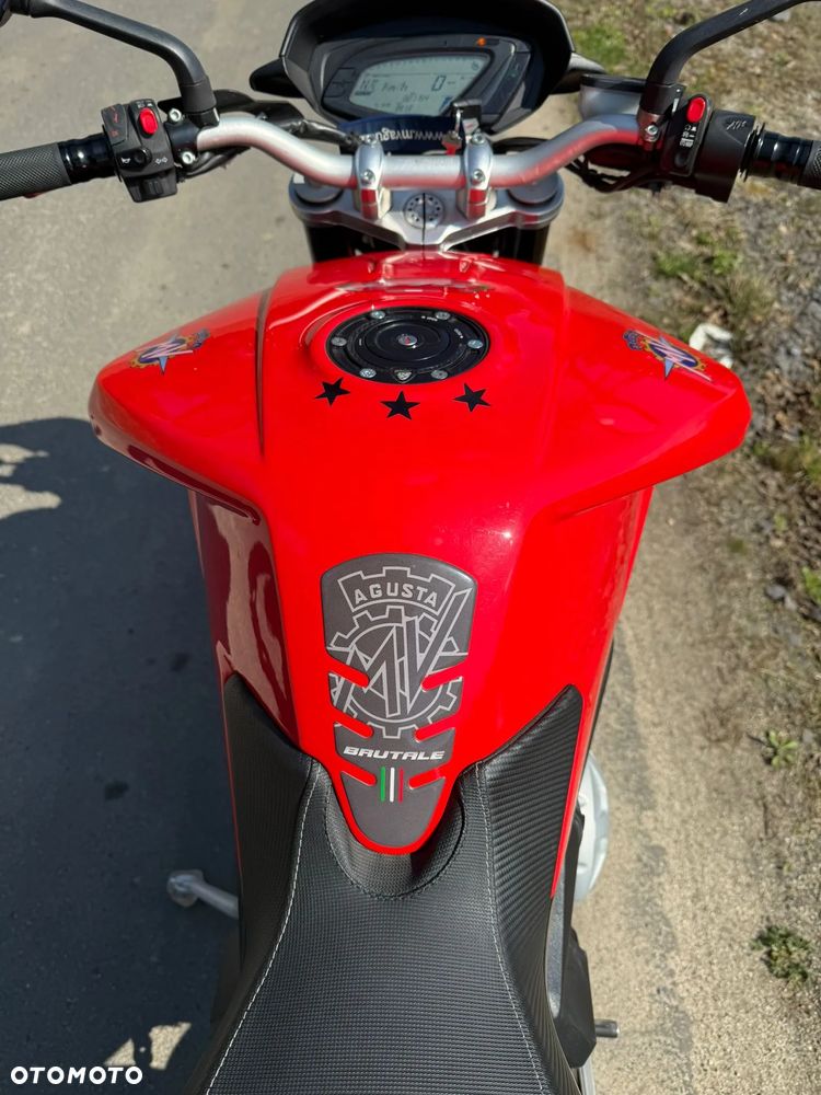 MV AGUSTA Brutale - 27