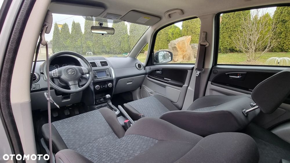Suzuki SX4 1.6 VVT 4x4 Style - 21