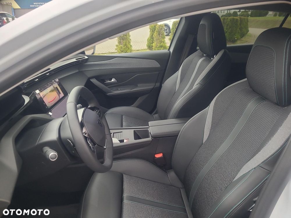 Peugeot 308 - 11
